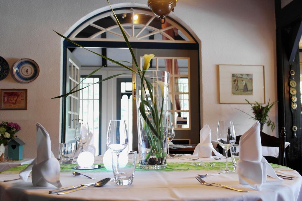 Hotel Blauer Fasan Wiesmoor Ngoại thất bức ảnh