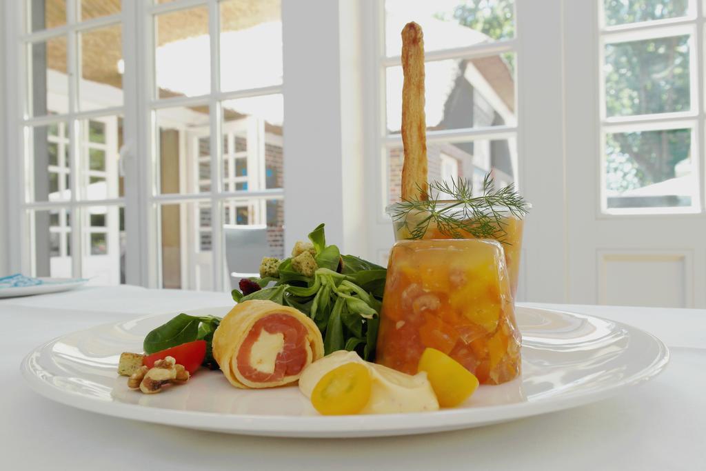Hotel Blauer Fasan Wiesmoor Ngoại thất bức ảnh
